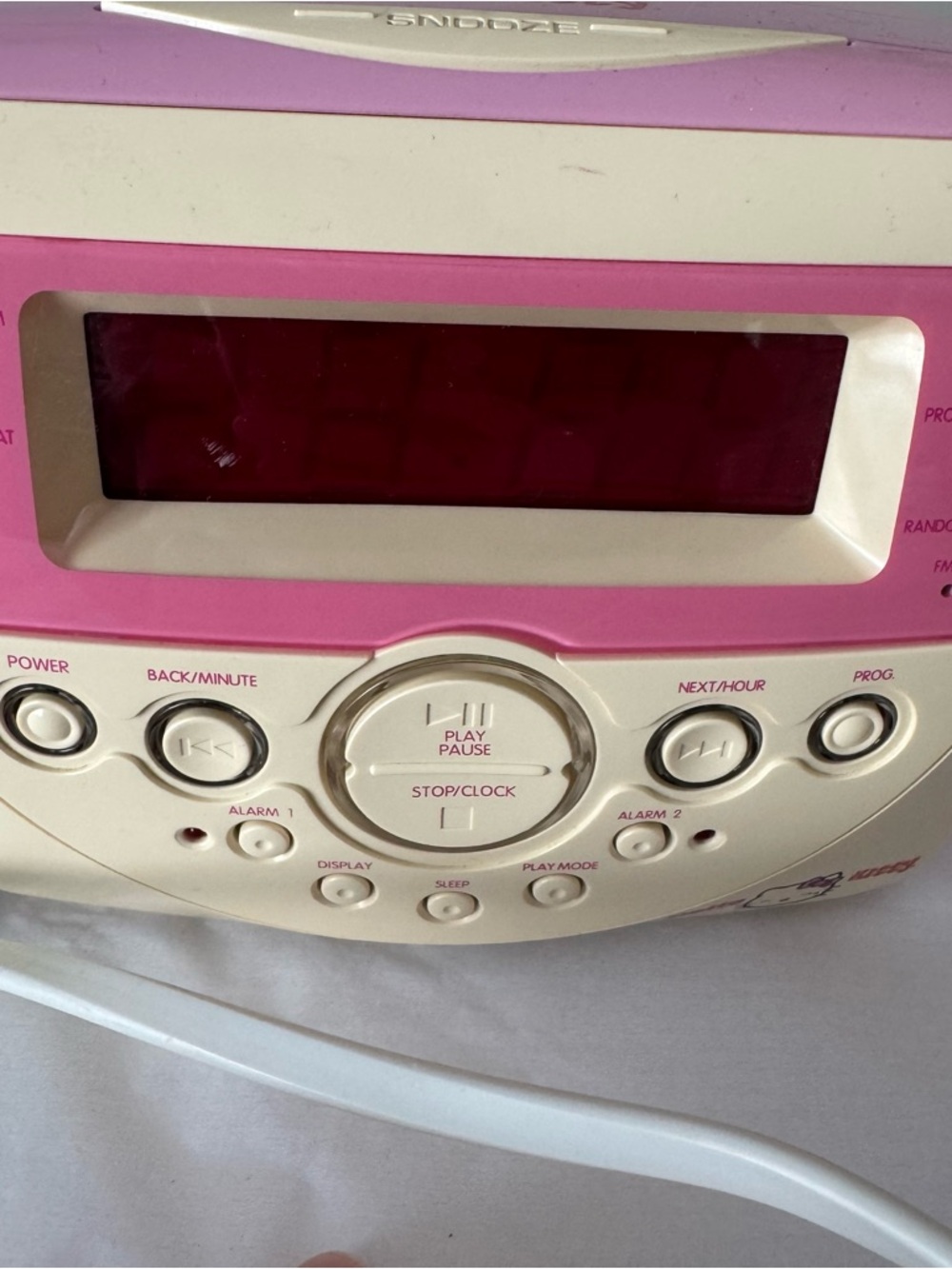 HELLO KITTY CD / Alarm Clock / Radio Player from 2008 - Picture 2 of 8